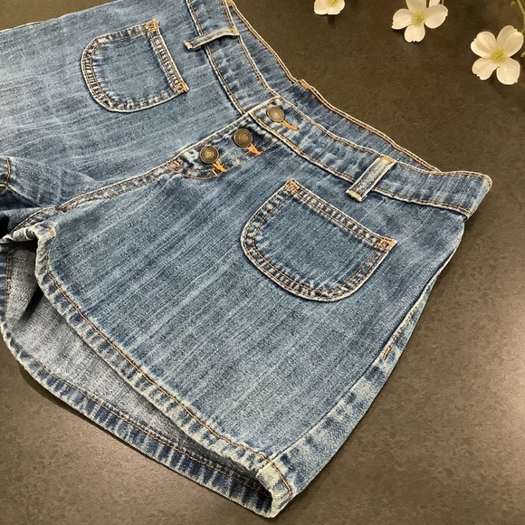 Vintage Y2K Jordache Bare Back Shortie Jean Shorts Button Fly Patch Pocket 90’s - Picture 3 of 9
